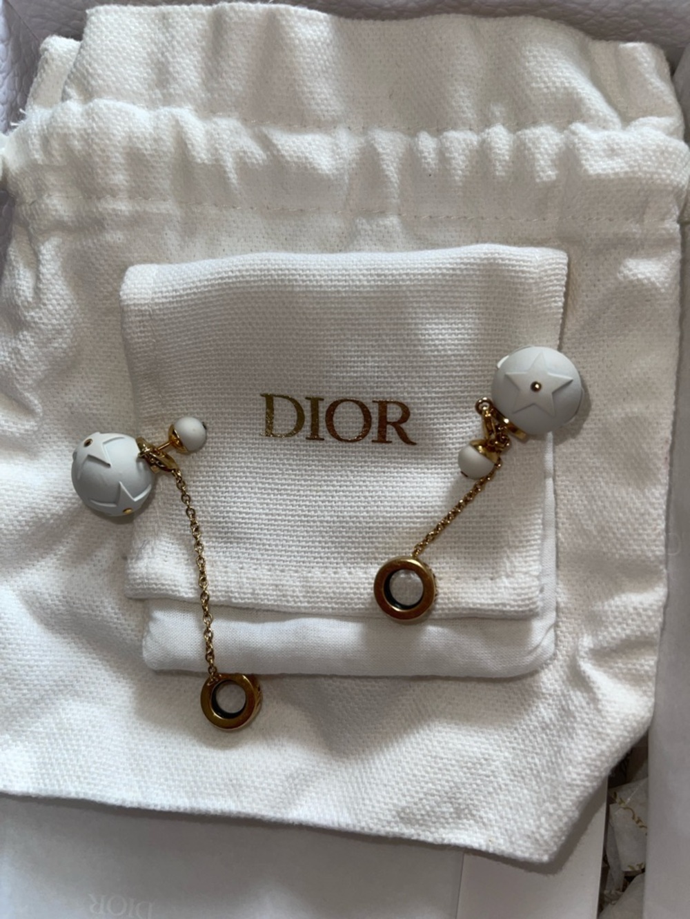 Dior short chain jewel tribal airpod earrings with box - Picture 2 of 4